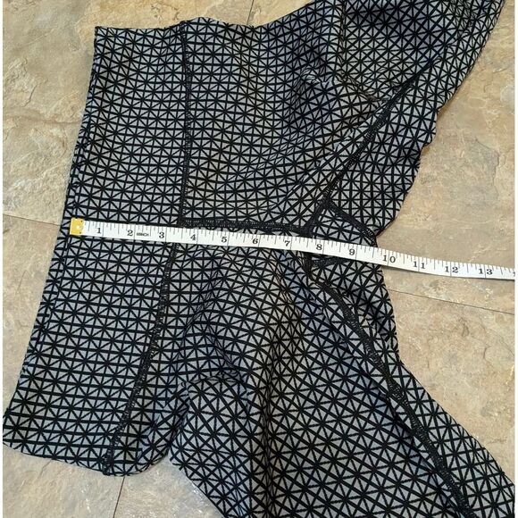 Lululemon Geometric Print Workout Leggings Athletic Yoga Pants Size 6 - Picture 7 of 8